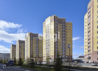 Продаю 2-ком. квартиру, 73.5 м2, Тюмень, улица Валерии Гнаровской, 12к9