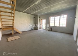 Продам 3-комнатную квартиру, 55.5 м2, село Новолуговое, 1-й квартал, 40