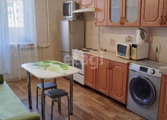 Сдается однокомнатная квартира, 40 м2, Тюменская область, улица Бориса Житкова, 5