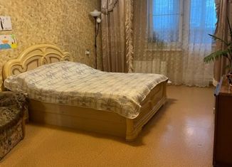 Продам двухкомнатную квартиру, 76 м2, Нижний Новгород, улица Янки Купалы, 36, метро Парк Культуры