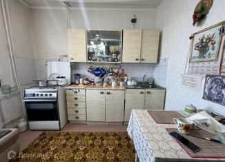 Сдам в аренду двухкомнатную квартиру, 47 м2, Тюменская область, Железнодорожная улица, 44