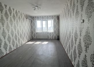 Продаю 2-ком. квартиру, 48.2 м2, Элиста, 8-й микрорайон, 35, 8-й микрорайон