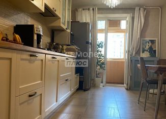 Продам 4-ком. квартиру, 122 м2, Ростов-на-Дону, Университетский переулок, 117/210, Кировский район