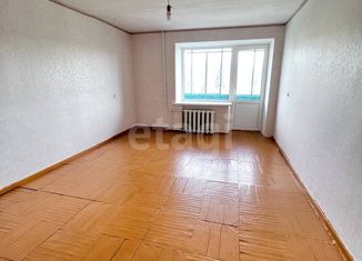 3-комнатная квартира на продажу, 63.3 м2, село Серафимовский, улица Гафури, 14