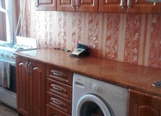 Продаю двухкомнатную квартиру, 49 м2, село Кольцово, улица Мира, 3