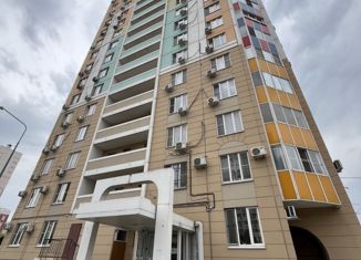 Продам 1-ком. квартиру, 43 м2, Ростовская область, проспект Солженицына, 20/70