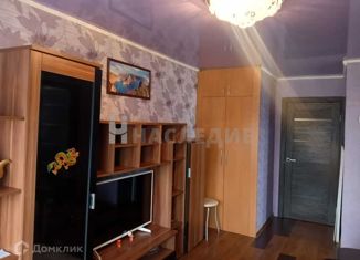 Продается трехкомнатная квартира, 52 м2, Новочеркасск, Красный спуск, 39