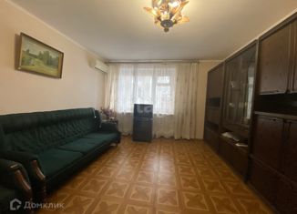 Продам 3-комнатную квартиру, 61.7 м2, Саратов, улица имени В.Н. Симбирцева, 7, Октябрьский район