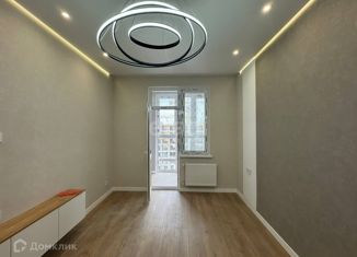 Продается однокомнатная квартира, 40 м2, село Мирное, улица Крымской Весны, 9к2