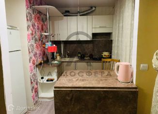 Трехкомнатная квартира на продажу, 52.4 м2, Апшеронск, Вокзальная улица, 23