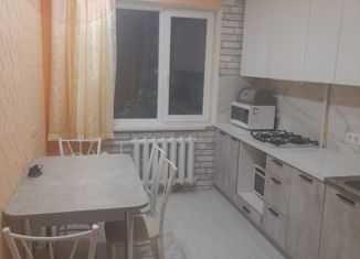 3-комнатная квартира на продажу, 62 м2, Крым, улица Маршала Жукова, 3