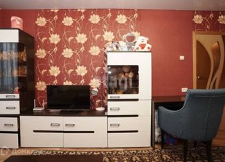 Продается 1-комнатная квартира, 37.2 м2, поселок Троицкий, Центральная улица, 22