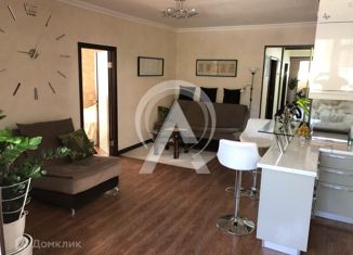 Продаю четырехкомнатную квартиру, 93 м2, Туапсе, улица Свободы