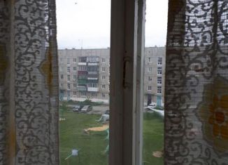 Продается двухкомнатная квартира, 52 м2, посёлок городского типа Красногорский, улица Некрасова, 2