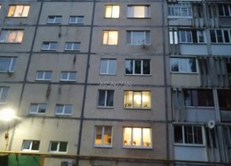 Сдам в аренду 3-ком. квартиру, 68 м2, Конаково, улица Набережная Волги, 44