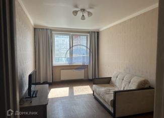 Продается однокомнатная квартира, 42 м2, Калининград, Орудийная улица, 32Б