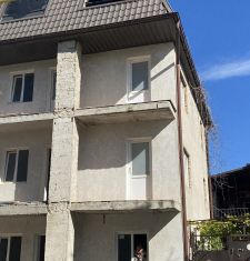 Продаю 1-ком. квартиру, 12.1 м2, Евпатория, улица Матвеева, 5