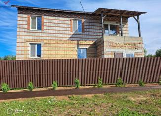 Продаю дом, 205 м2, посёлок городского типа Краснозатонский, 2-я линия, 25