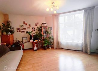 Продается 2-комнатная квартира, 55.2 м2, Ленинградская область, Константиновская улица, 92