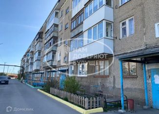 2-комнатная квартира на продажу, 48 м2, Соликамск, улица Металлургов, 55