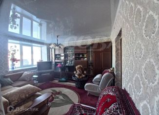 Продам 3-ком. квартиру, 65 м2, село Беркут, Первомайская улица, 27