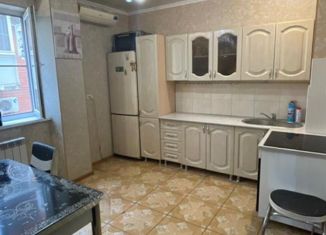 Продажа 2-комнатной квартиры, 42.2 м2, Краснодар, переулок Есенина, 16, переулок Есенина