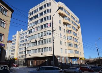 Продается 2-ком. квартира, 74 м2, Ставрополь, Комсомольская улица, 45, микрорайон № 3