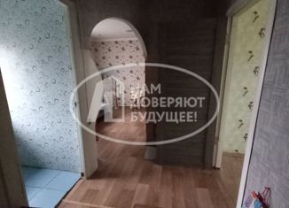 Продается трехкомнатная квартира, 46 м2, Кудымкар, улица Максима Горького, 34