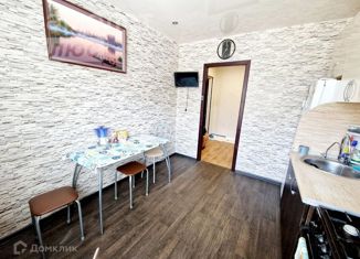 Продаю двухкомнатную квартиру, 52 м2, Нижний Новгород, Южное шоссе, 4А, микрорайон Юго-Западный