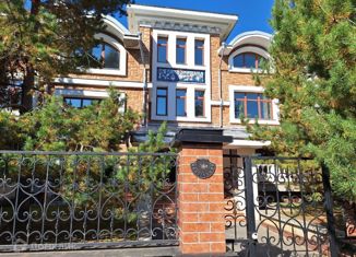 Продам таунхаус, 660 м2, деревня Семенково, Новогодняя улица, 34