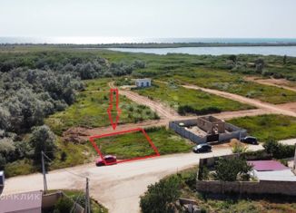 Земельный участок на продажу, 2 сот., поселок городского типа Новофёдоровка, Черноморская улица