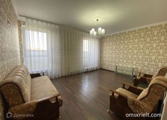 2-комнатная квартира в аренду, 81.3 м2, Омск, улица Масленникова, 58