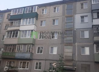 Продается 3-комнатная квартира, 59 м2, Тульская область, улица Строителей, 5