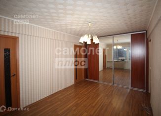 Продается 4-ком. квартира, 59.5 м2, Архангельская область, улица Набережная им. Н. Островского, 50