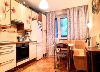 Продам 2-ком. квартиру, 55.4 м2, Москва, улица Марьинский Парк, 35, улица Марьинский Парк
