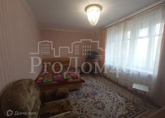 Сдаю в аренду двухкомнатную квартиру, 43 м2, Курск, Аэродромная улица, 20В