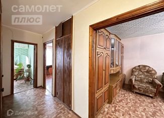 Трехкомнатная квартира на продажу, 64.1 м2, Тимашевск, микрорайон Сахарный завод, 76к2