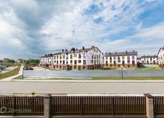 Продажа 4-комнатной квартиры, 102.9 м2, посёлок Октябрьский, улица Французский Квартал, 26