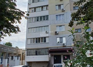 Продаю трехкомнатную квартиру, 72.6 м2, посёлок городского типа Грэсовский, улица Яблочкова, 14