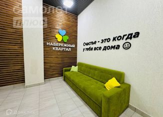 Продам 1-ком. квартиру, 41.7 м2, Тюмень, улица Ю.-Р.Г. Эрвье, 34к1, ЖК Набережный Квартал