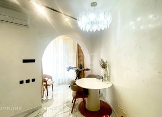 2-комнатная квартира на продажу, 55.7 м2, Геленджик, улица Гринченко, 21