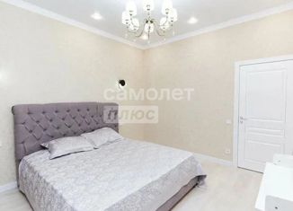 Сдам 2-ком. квартиру, 60 м2, Казань, улица Родины, 24Б