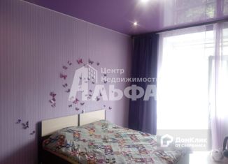 Продаю четырехкомнатную квартиру, 86.1 м2, Чусовой, Школьная улица, 15