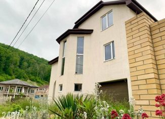 Продается дом, 325.4 м2, Туапсе, улица Кириченко, 60