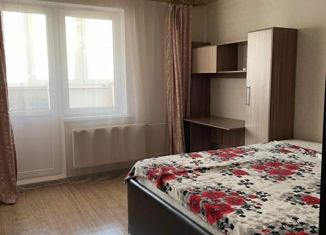 Продажа 2-ком. квартиры, 60 м2, Краснодар, Кружевная улица, 7