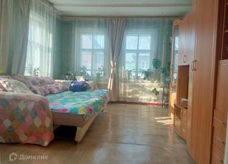 Продам 2-ком. квартиру, 50.6 м2, Минусинск, улица Кравченко, 26