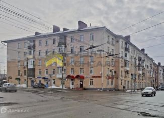 Продам 2-комнатную квартиру, 61 м2, Омская область, проспект Карла Маркса, 45