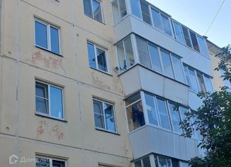 Продаю четырехкомнатную квартиру, 54 м2, Свердловская область, проспект Победы, 45