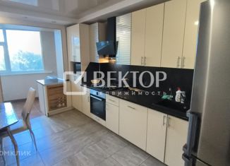 Продаю 3-ком. квартиру, 84 м2, Кострома, Советская улица, 97