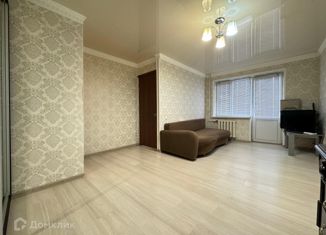Продается 1-комнатная квартира, 32 м2, Нальчик, улица Мальбахова, 64, район Стрелка